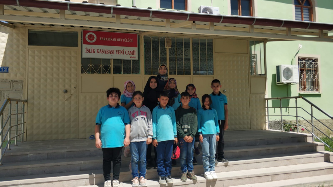 Din Kültürü ve Ahlak Bilgisi Dersinde Öğrencilerimiz İslik Kasabası Yeni Camii ziyaret etti